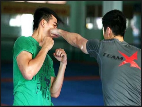 Mơ thấy đánh nhau chảy máu điềm gì và đánh con gì?