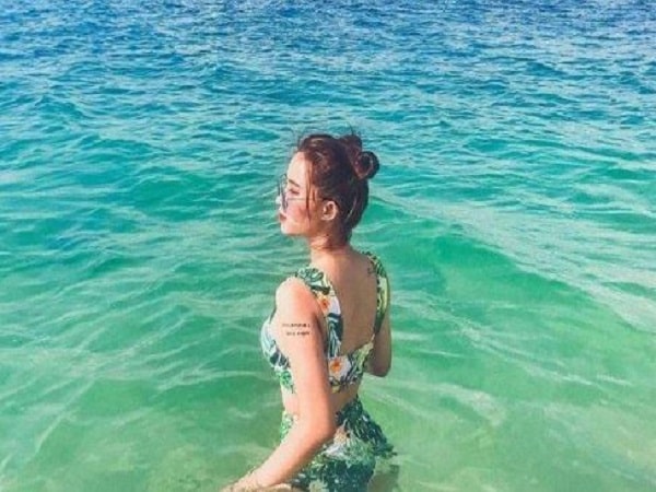 Mơ thấy tắm biển có điềm báo gì và đánh con gì?