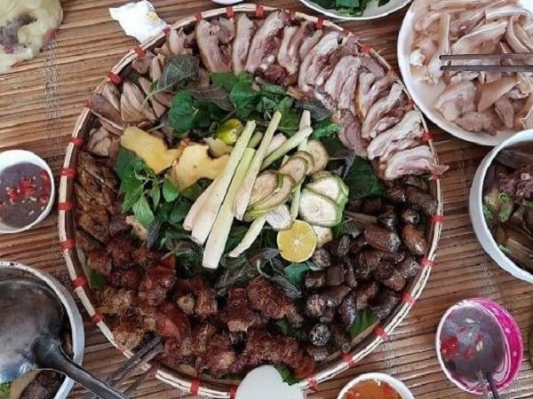 Mơ thấy ăn thịt chó đánh con gì và điềm báo tốt hay xấu?