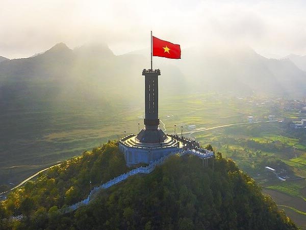 Ý nghĩa giấc mộng mị thấy lá cờ