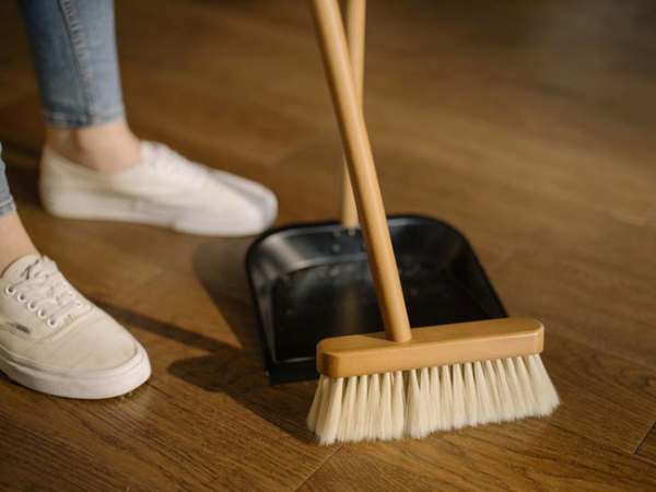 Mơ thấy quét nhà là điềm báo gì? Nên đánh số mấy?