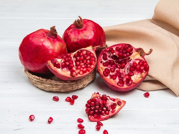 Ngủ mơ thấy quả lựu may hay xui đánh con gì dễ trúng lộc lớn?
