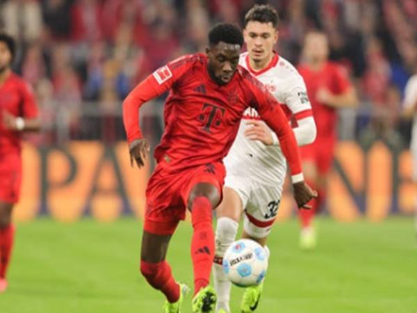 Bóng đá QT 24/10: Barcelona nhắm tới Alphonso Davies