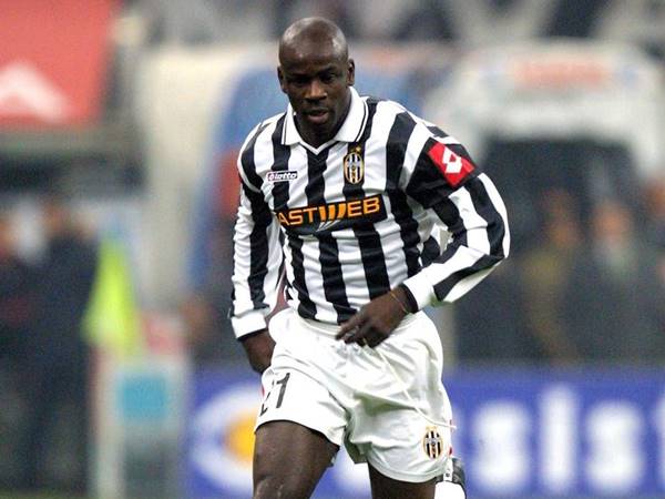 hậu vệ cánh phải hay nhất mọi thời đại hậu vệ cánh phải hay nhất mọi thời đại