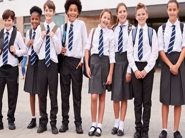 Nằm chiêm bao thấy bạn học cấp 3 tốt hay xấu?