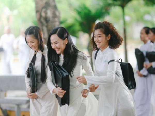 Giải mã chi tiết các giấc mơ thấy bạn học cấp 3